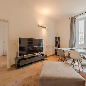 Moscova Elegant Appartamento Milano