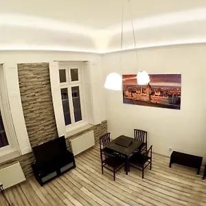 Homelike Luxury Flat On Gyulai Pál Appartamento Budapest
